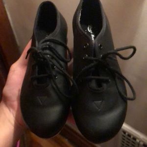Tap shoes size 12
